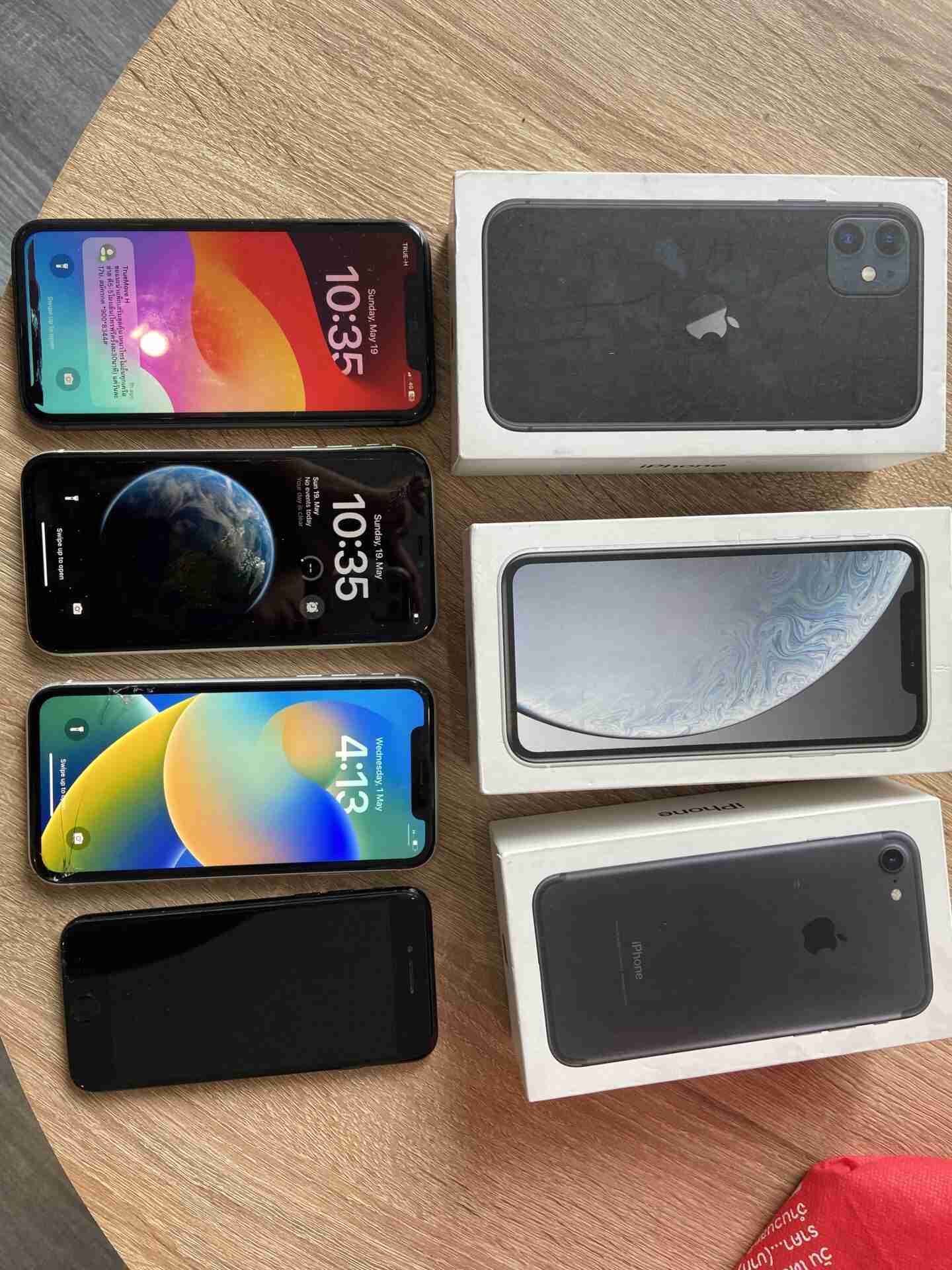 IPHONES