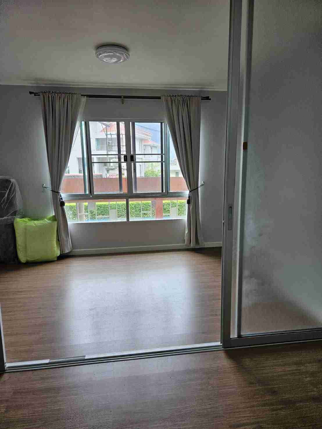 1697010056107 - condo bedroom
