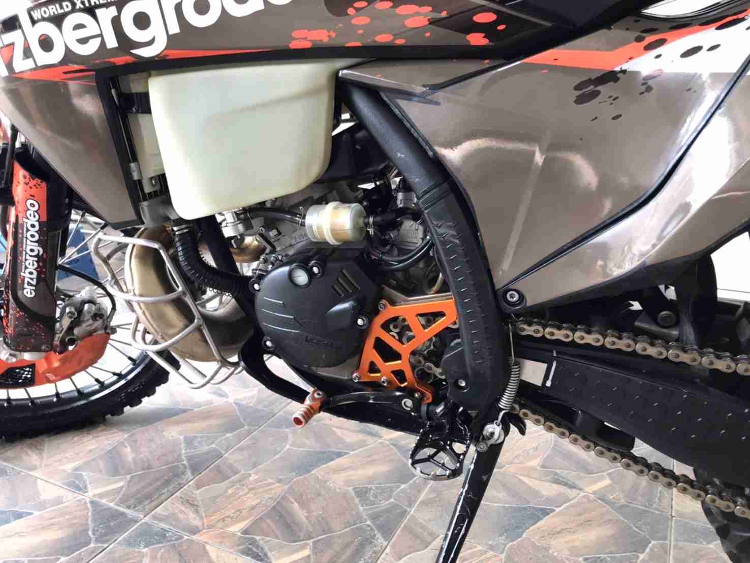 Closeup Shifter