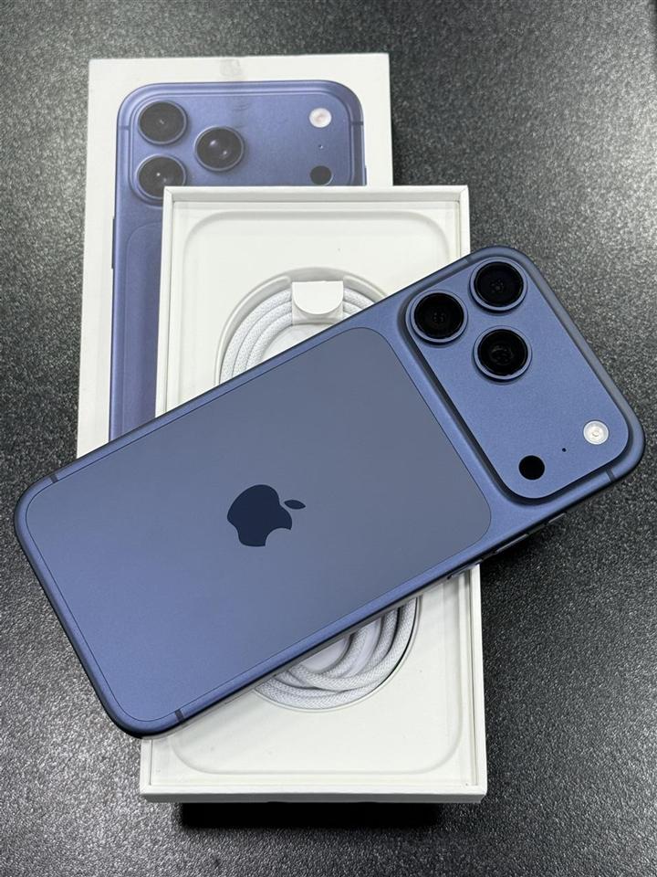 17-pro-max-256gb-blue